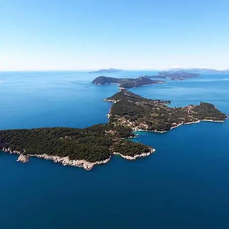 Quaint In Near Sea * Dubrovník
