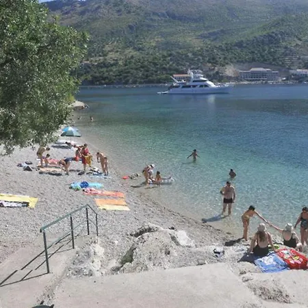 Quaint In Near Sea فيلة
